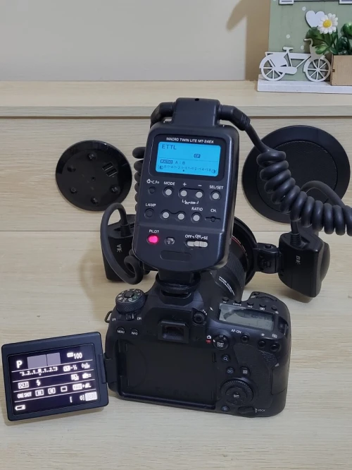 Canon MT-24EX Macro Twin Lite Flash détachable pour appareils photo canon Reflex et compacts