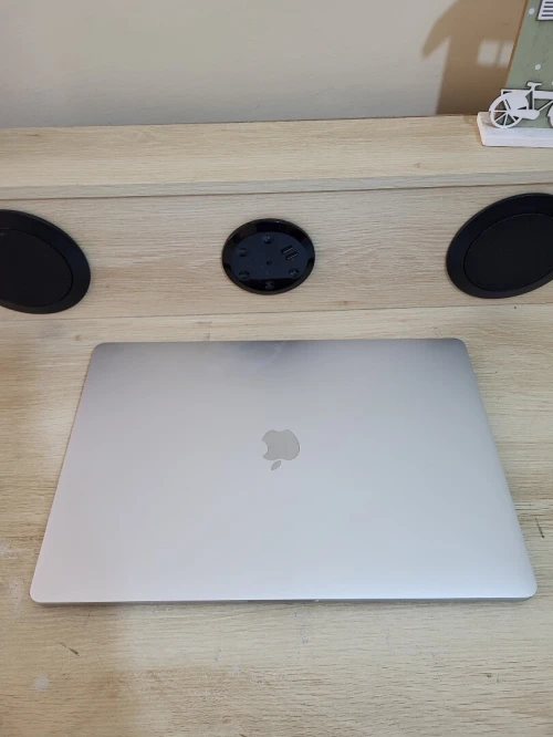 MacBook Pro 16" 2019 | CORE i7 | 16GB RAM | AMD RADEON PRO 5300M 4GB | 512GB SSD |GAMME Workstation