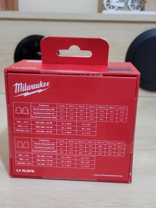 Ecouteur Milwaukee L4 RLEPB PROTECTION AUDITIVE BLUETOOTH -écouter de la musique parler au téléphone