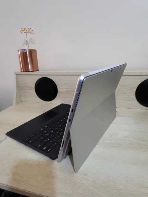 MICROSOFT SURFACE Pro 8 TACTILE - INTEL 11EME GEN i5-1145G7 - 16GB RAM - 256GB SSD - QHD 2880 x 1920