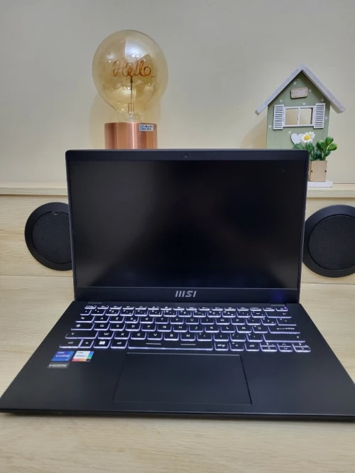 MSI Modern 14'' FHD | 12EME i7 1255U | 16GB RAM | 512GB NVM SSD |INTEL IRIS XE
