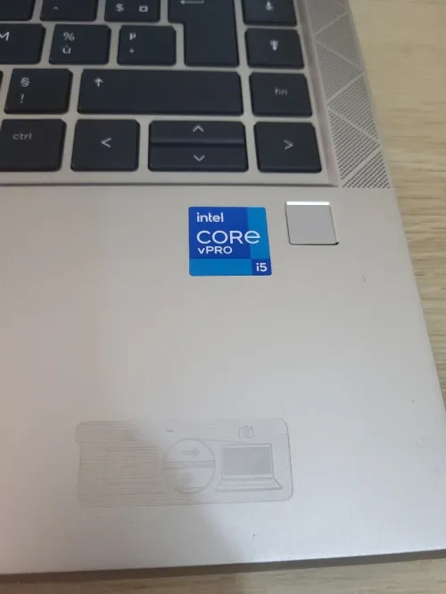 HP EliteBook 840 G8 | vPRO CORE i5 1135G7 | 16GB RAM | 256GB SSD | INTEL IRIS XE GRAPHICS
