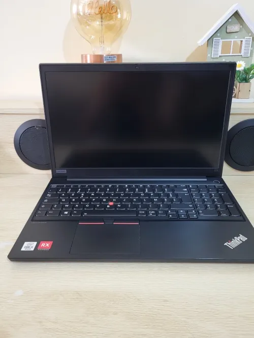 LENOVO THINKPAD E15 | CORE i5-10210U | 16GB RAM | 512GB NVMe SSD | AMD RADEON RX 640 2GB
