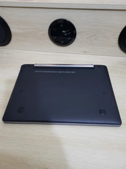 ACER Aspire Switch SW5-017 | Atom x5-Z8350 Hybride 2-en-1 10.1" Écran tactile | 4GB RAM | 64GB SSD 