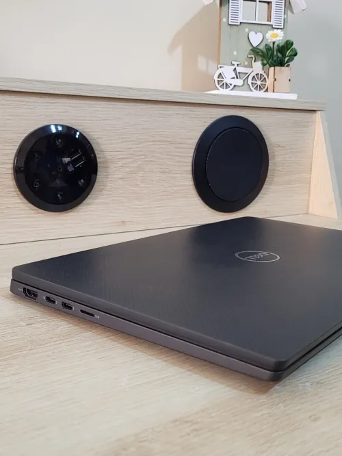 DELL LATITUDE 7410 14'' FHD | INTEL CORE i5-10310U | 8GB RAM | 256GB NVMe SSD | INTEL UHD GRAPHICS
