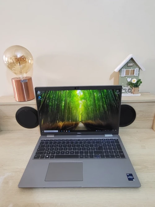 DELL LATITUDE 5530 15.6 FHD | CORE i5 1245U vPRO | 16GB RAM | 512GB NVME SSD | INTEL IRIS XE