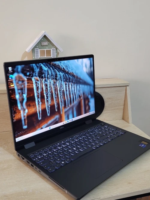 DELL PRECISION 7680 | CORE i9-13950HX | NVIDIA RTX 3500 ADA GENERATION 12GB GDDR6 | 64GB RAM | 1TB NVMe SSD | 2025