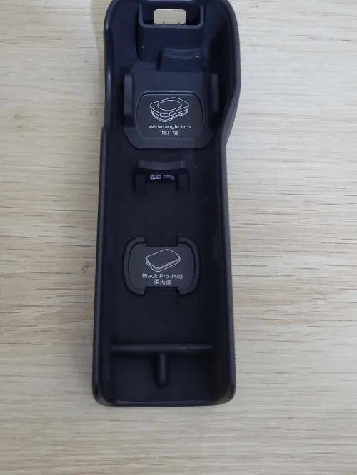 DJI Osmo Pocket 3 Créateur Combo Bundle, camera vlog CMOS 1'' et Vidéo 4K/120 ips, digital et petite, Stabilisation à 3 axes, Suivi Facial/Objet, MAP rapide, avec Micro pour un Son net