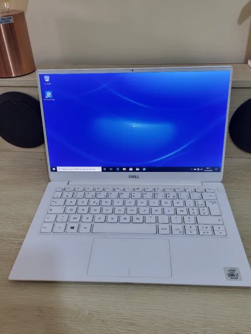 DELL XPS 7390 | CORE i7-10510U | 16GB RAM | 512GB NVMe SSD | INTEL UHD GRAPHICS
