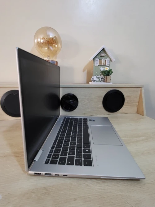 HP EliteBook X360 1040 G9 | INTEL EVO CORE i7 1255U | 16GB RAM | 1TB NVME SSD
