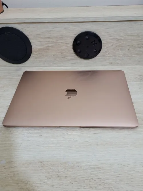 MacBook Air M1 2020 ROSE GOLD - CPU M1 8C - 8GB RAM - 512GB SSD - COMPTAGE DE CYCLES 114