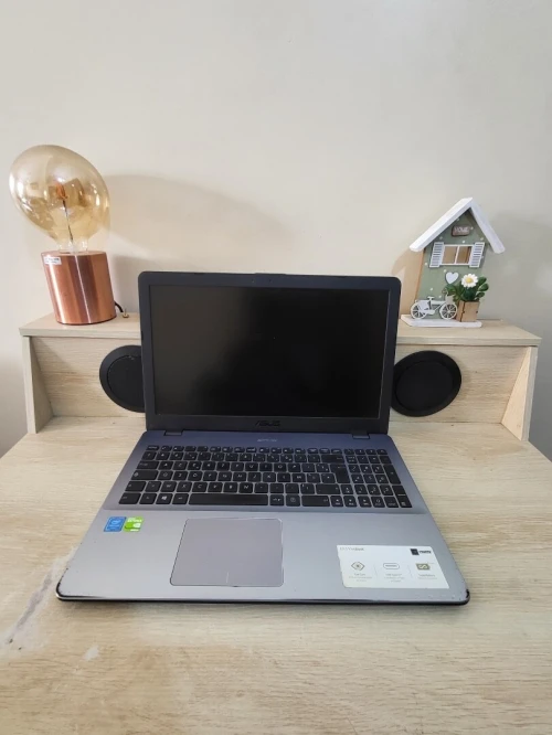 ASUS R542U 15.6'' FHD | INTEL Pentium CPU 4405U | NVIDIA 920MX 2GB | 8GB RAM | 128GB NVMe + 1TB HDD