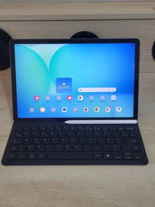 SAMSUNG GALAXY TAB S10 FE | 256GB | 8GB RAM | + STYLET SAMSUNG + BOOKCOVER CLAVIER