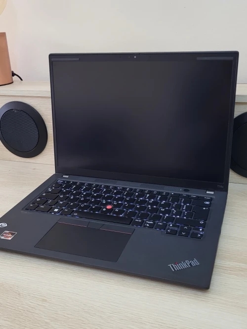 LENOVO THINKPAD T14 | RYZEN 5 6650U 2.90GHz | 16GB RAM | 256GB NVME SSD | AMD RADEON GRAPHICS 