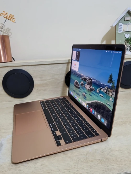 MacBook Air M1 2020 ROSE GOLD - CPU M1 8C - 8GB RAM - 512GB SSD - COMPTAGE DE CYCLES 114