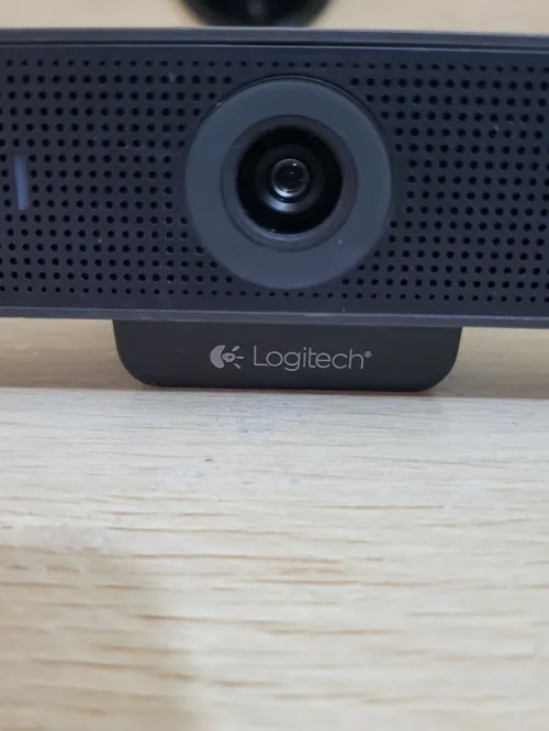 Logitech C925e, Webcam Professionnelle pour la visioconférence - vidéo HD 1080p/30 IPS, Correction lumière, autofocus, Son Clair, pour Microsoft Teams, Google Meet, Skype, WebEx, Cisco