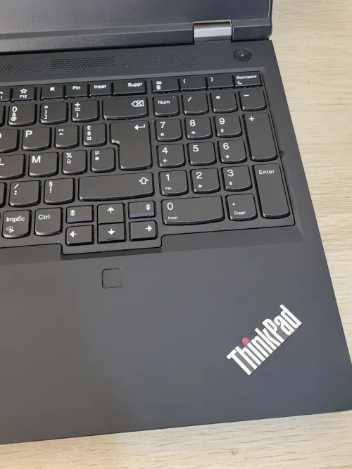 ThinkPad P15 | INTEL vPRO CORE i7-10850H | NVIDIA QUADRO T2000 4GB | 32GB RAM | 512GB NVMe | Workstation