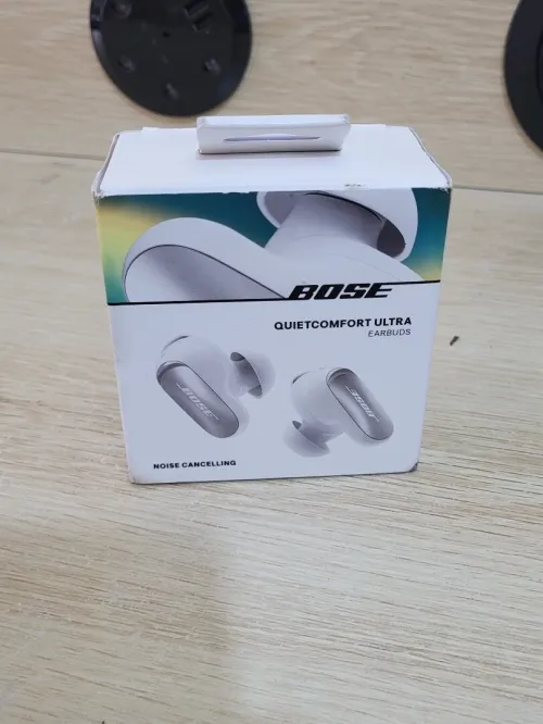 Bose QuietComfort Ultra Earbuds, intra-auriculaires sans fil à réduction de bruit, Bluetooth 5.3 - NEUF JAMAIS UTILISÉ ( SOUS BLISTER )