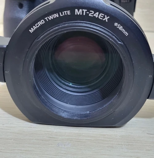 Canon MT-24EX Macro Twin Lite Flash détachable pour appareils photo canon Reflex et compacts