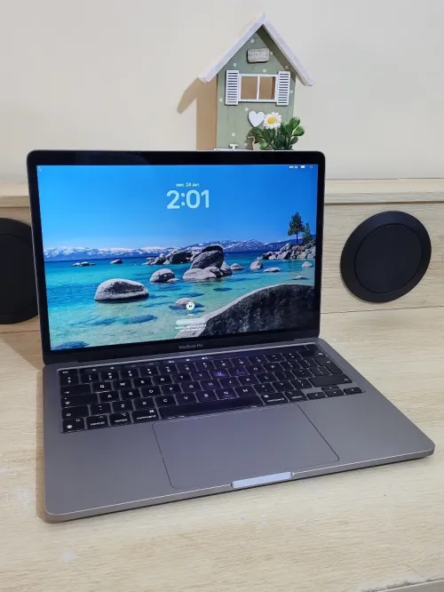 MacBook Pro M1 Gris Sideral | CPU M1 8C | 8GB RAM | 512GB SSD | COMPTAGE CYCLES 145