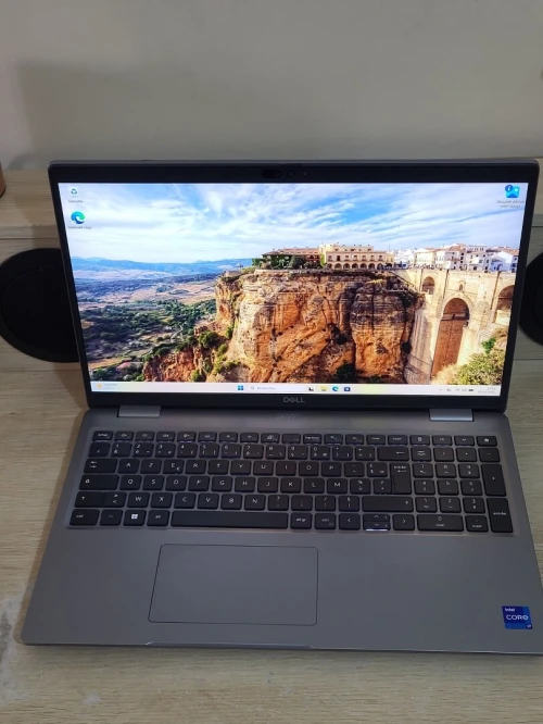 DELL PRECISION 3581 | CORE i7-13700H | NVIDIA RTX A500 4GB | 512 SSD | 16GB RAM | WORKSTATION