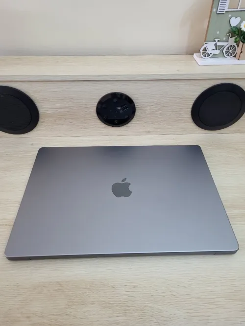 MacBook Pro M1 16 POUCES 2021 | Puce M1 Pro CPU 10 | GPU 16 | 16GB RAM | 512GB SSD | CYCLES 375
