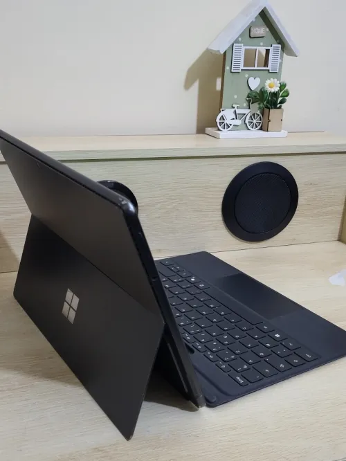 MICROSOFT SURFACE Pro 8 TACTILE - INTEL 11EME GEN i5-1135U - 8GB RAM - 512GB SSD - QHD 2880 x 1920