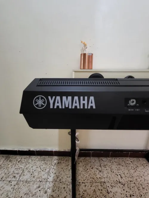 Yamaha PSR-S950 - Clavier arrangeur 61 notes