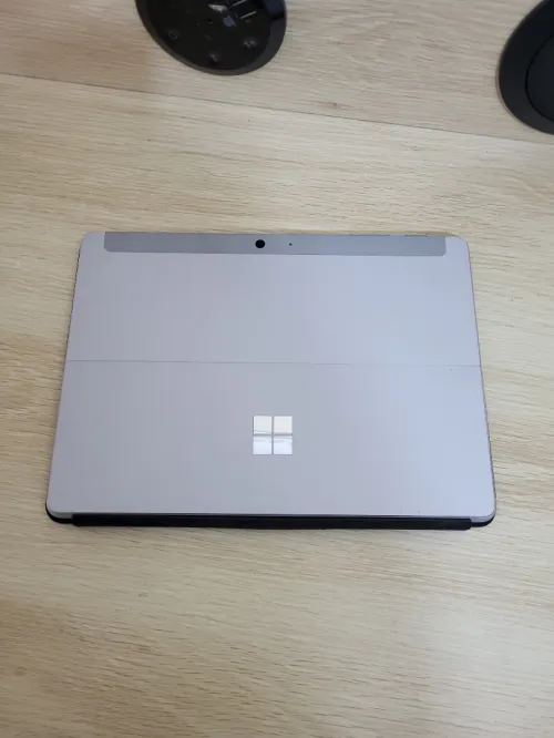 Microsoft Surface GO 3 TACTILE | PENTIUM CPU GOLD 6500Y 1.61GHz | 8GB RAM | 128GB SSD | Poids : 544g