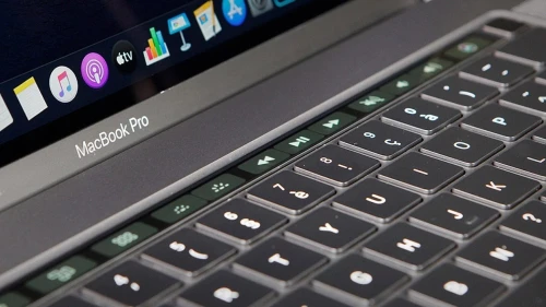 MacBook Pro 16" 2019 | CORE i7 | 16GB RAM | AMD RADEON PRO 5300M 4GB | 512GB SSD |GAMME Workstation