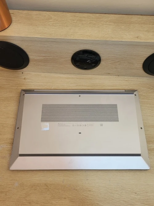 HP ELITEBOOK 850 G8 | CORE i5 1135G7 | 8GB RAM | 256GB SSD | IRIS XE GRAPHICS