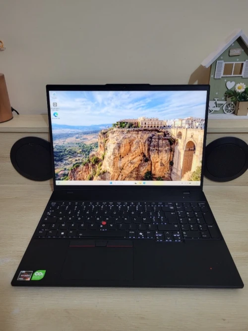THINKPAD L16 | AMD RYZEN 5 7535U | 16GB RAM | 512GB NVMe SSD | AMD RADEON GRAPHICS