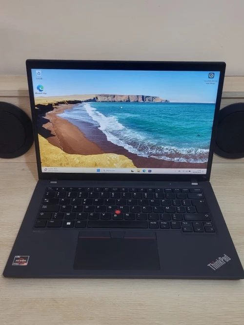 LENOVO THINKPAD T14 | RYZEN 5 6650U 2.90GHz | 16GB RAM | 256GB NVME SSD | AMD RADEON GRAPHICS 
