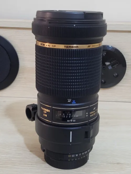 Téléobjectif Tamron 180mm f/3.5 SP AF Di LD IF Macro 1:1 Monture Nikon