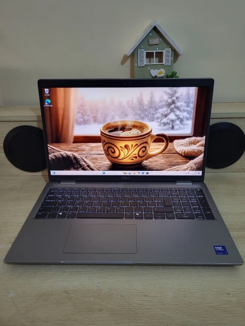 DELL PRECISION 3591 | CORE Ultra 7-155H | RTX 1000 ADA 6GB | 1TB NVMe SSD | 32GB RAM | MOBILE WORKSTATION | Mobile Station de travail