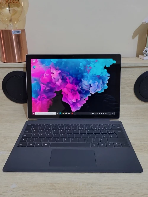 Microsoft Surface Pro 6 | CORE i7 8650U | 8GB RAM | 256GB SSD | INTEL UHD GRAPHICS