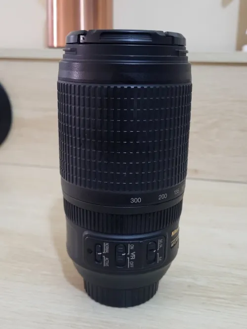 Nikon Nikkor AF-S 70-300 f/4.5-5.6 G ED-IF VR téléobjectif doté de la mise au point la plus rapide 