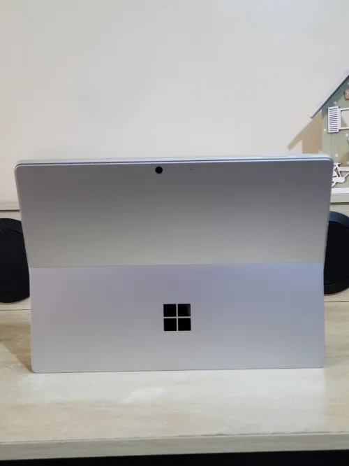AI Microsoft Surface Pro 11 Copilot+ | OLED 2.8K 13" Tactile 120 Hz | INTEL CORE Ultra 5 236V | 16GB RAM | 256GB RAM | Arc Graphics 130V 8GB | Platine Tablette | Hybride 2-en-1