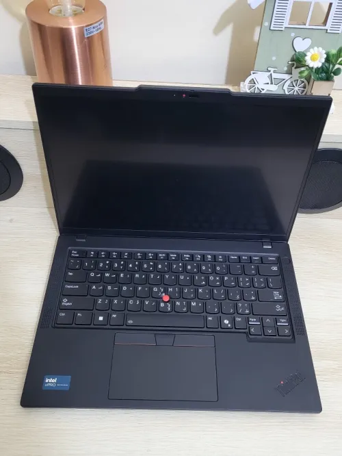 THINKPAD T14 14'' FHD+ | INTEL CORE Ultra 7 165U | 32GB RAM | 256GB NVMe | UHD GRAPHICS | ANNEE 2025