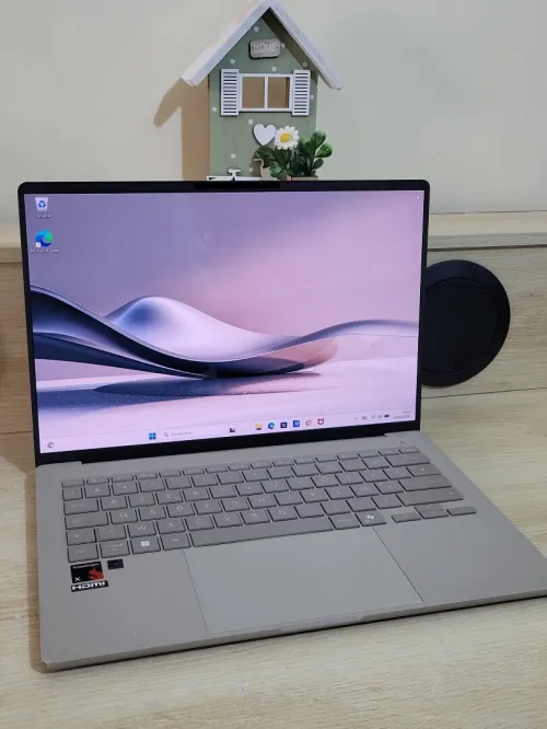 Asus ZenBook A14 14" OLED Full HD+ | Snapdragon X X1-26-100 | 16GB RAM | 512GB NVMe SSD | Qualcomm Adreno x1-45 GPU