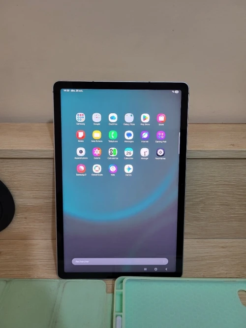 Samsung Galaxy Tab S9 FE - AMOLE 2K - Android 15