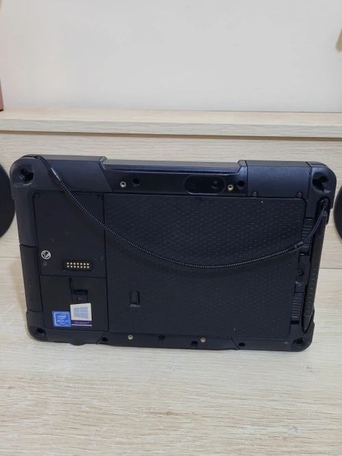 Tablette Getac TACTILE durcie étanche | INTEL ATOM X7 Z8700 @1.6GHz | 128 SSD | 4GB RAM | Win 10 Pro