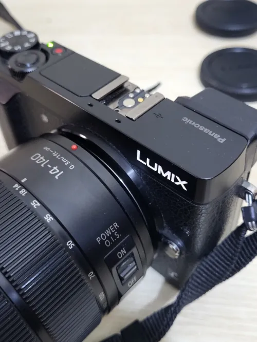 Panasonic Lumix GX80 | Hybride Compact Vidéo UHD 4K + panasonic lumix g vario 14-140mm f3.5-5.6 asph