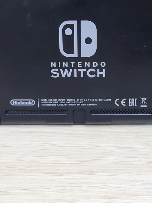 Nintendo Switch + UN JEUX