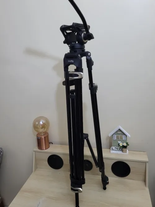 SMALLRIG AD-01 Trépied Vidéo, Trépied en Alliage d'Aluminium de 73"/186cm avec Tête Fluide