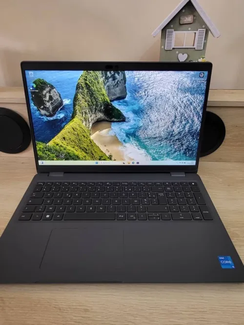 DELL LATITUDE 3540 2024 15.6 FHD | INTEL 12EME GENERATION CORE I5 1235U | 8GB RAM | 512GB M2 SSD