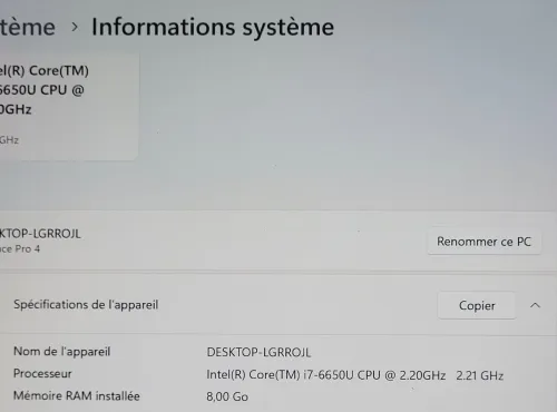 Microsoft Surface Pro 4 | INTEL CORE i7 6650U | 8GB RAM | 256 SSD | INTEL IRIS GRAPHICS