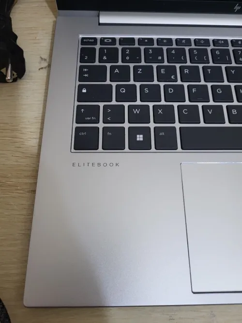 HP ELITEBOOK 845 G11 14'' FHD | RYZEN 5 8540U | 16GB RAM | 512GB NVMe | AMD RADEON 740M GRAPHICS