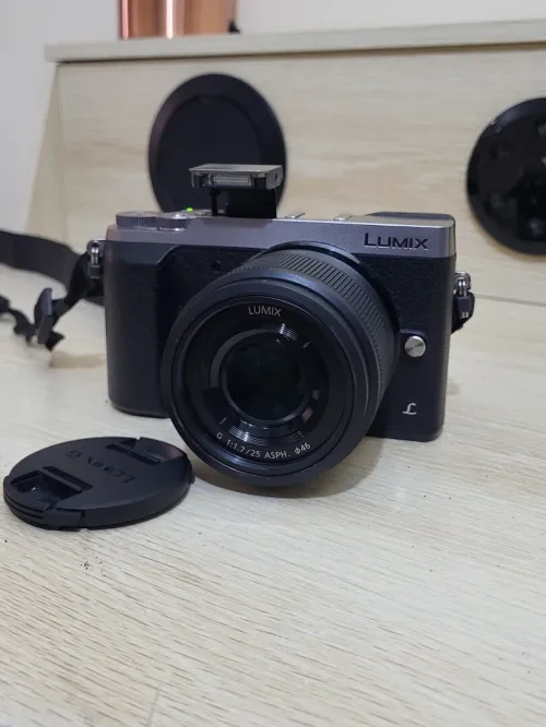 Panasonic Lumix GX80 | Hybride Compact Vidéo UHD 4K + Objectif Panasonic Lumix G 25 mm f/1.7 ASPH