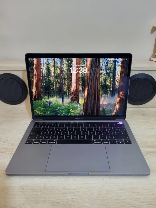 MacBook Pro Touch Bar Mid 2019 13-inch | INTEL CORE I5 QUATRE COEURS | 8GB RAM | 128GB SSD
